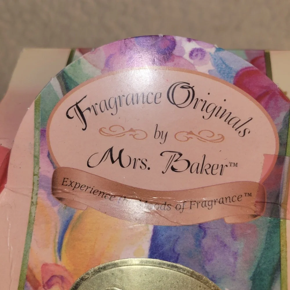 Vintage Mrs. Baker Sangria Votive Candles Set of 17 Discontinued 2oz Each‎